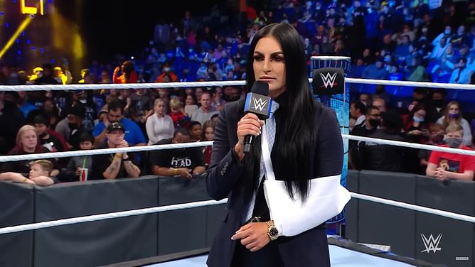 Sonya Deville calls 36-year-old WWE star "forgettable," says "half the time you’re on the bench"