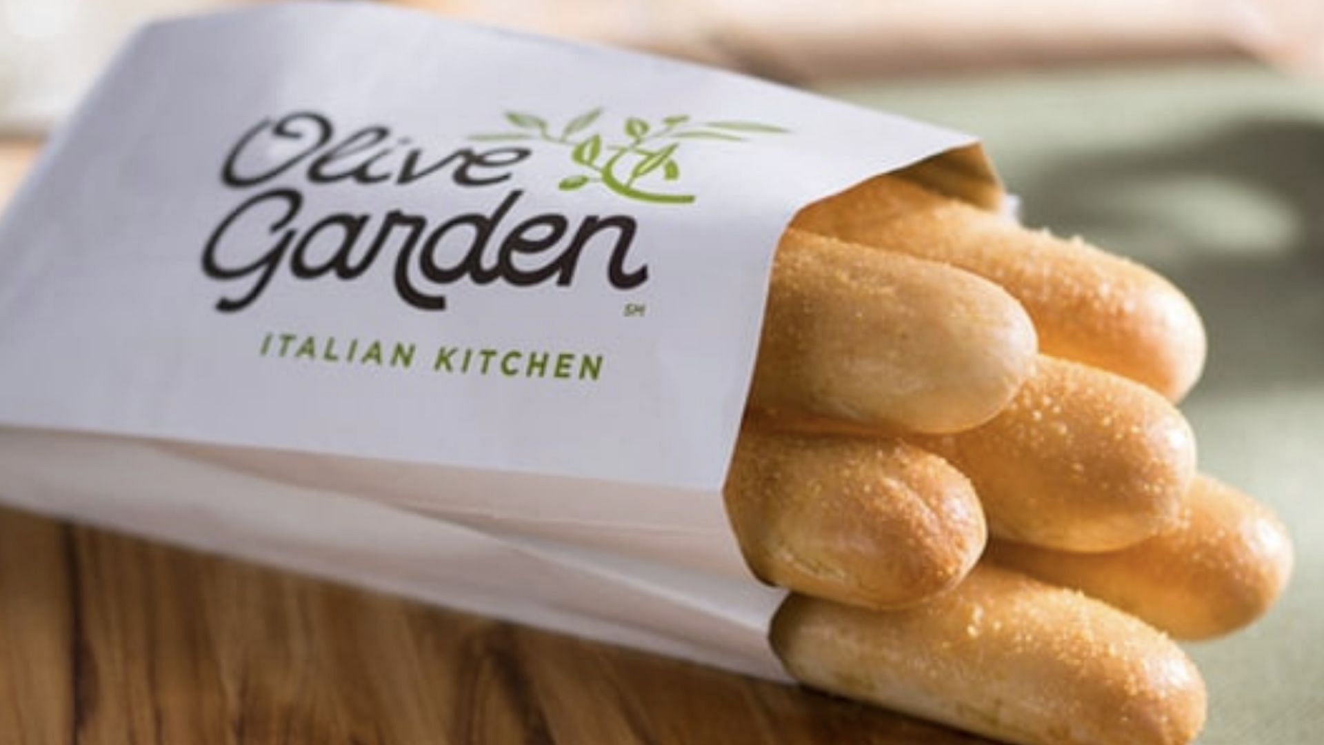 Olive Garden Breadsticks Letters (Image via Olive Garden Hawaii)