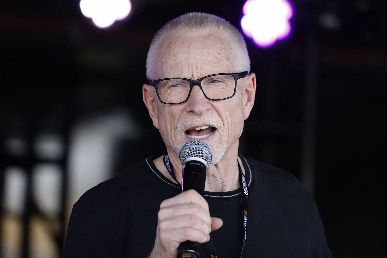 Mark Martin refreshed his memory of iconic 1976 Daytona 500