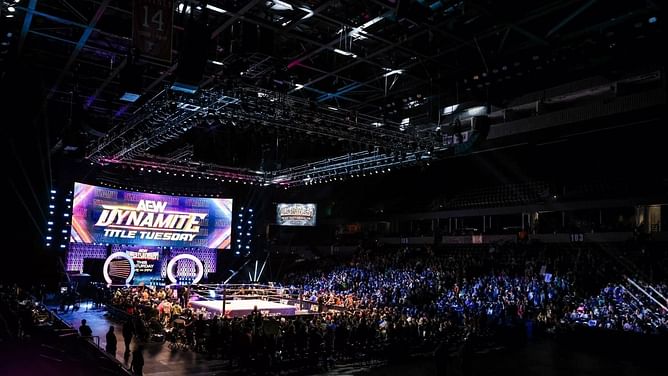 WATCH: AEW star narrowly escapes being thrown over a balcony