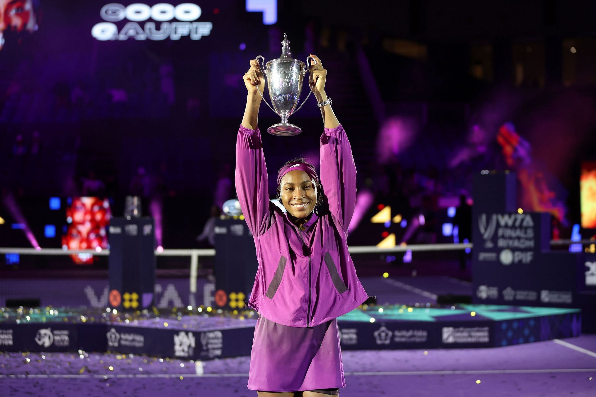 Coco Gauff lifts the WTA Finals trophy (Imate Source: Getty)