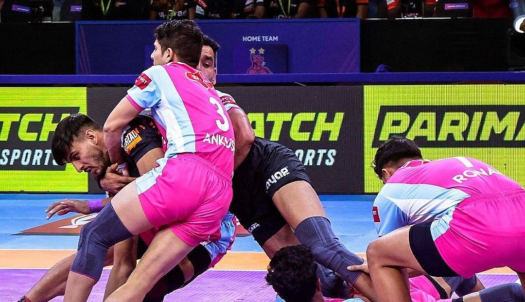 जयपुर पिंक पैंथर्स vs यू मुम्बा (Photo Credit - @ProKabaddi)