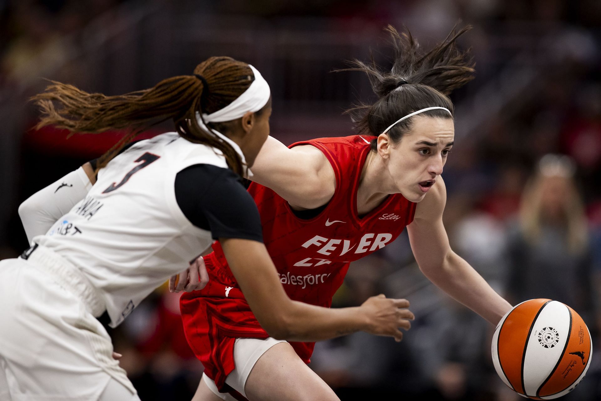 Caitlin Clark of the Indiana Fever in action against the Atlanta Dream. (Credits: Getty)