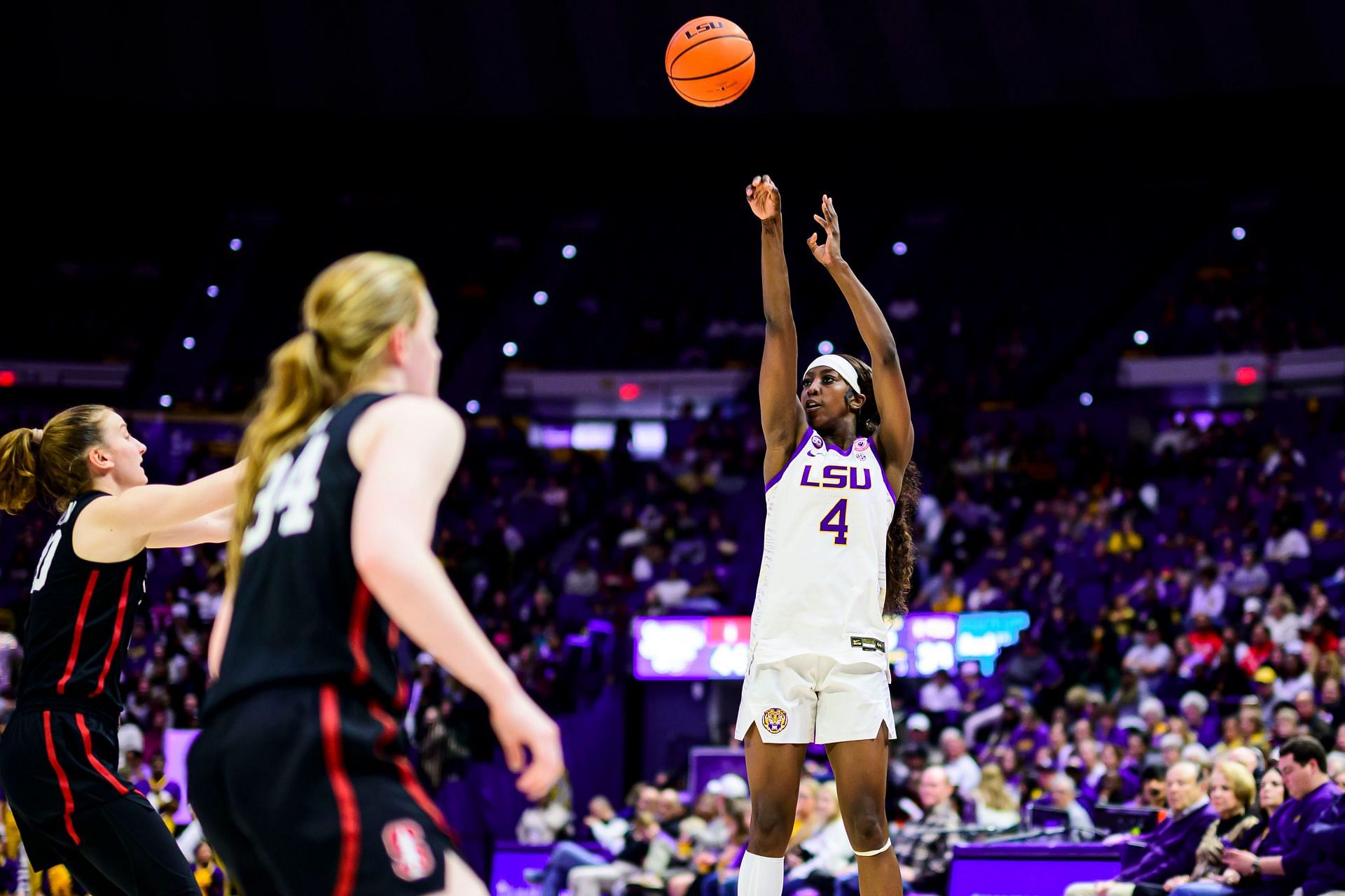 Flau&#039;jae Johnson in action during a game for LSU Tigers (Credits: Getty)