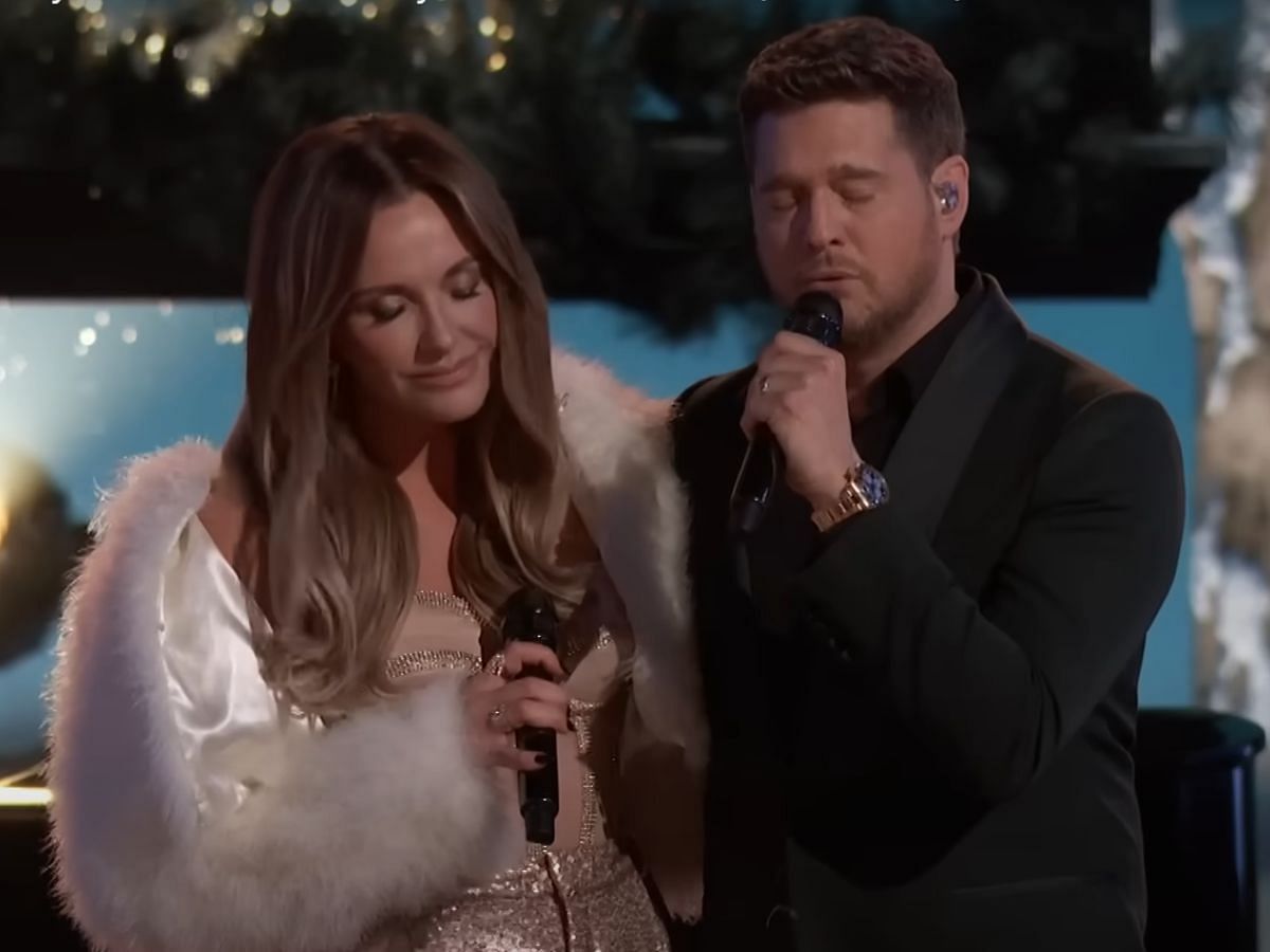 Michael Buble and Carlye Pearce performing Maybe This Christmas live at The Voice Finale (Image via YouTube/The Voice)