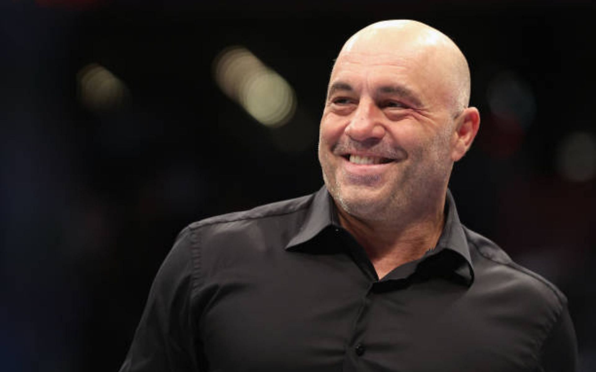 Joe Rogan reacts to viruses going missing in Australia. [Image courtesy: Getty]