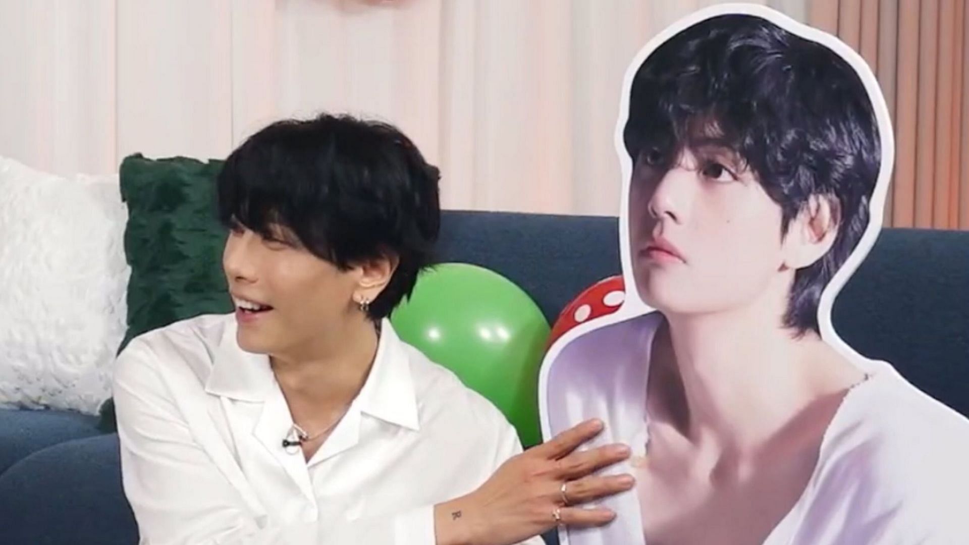 Park Hyo-shin spills the beans on Karaoke setup in BTS