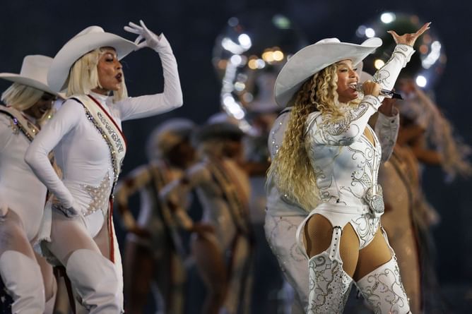 "The Cowboy Carter World Tour is coming" — Internet erupts as Beyoncé's cryptic 14th January teaser sparks fanfare