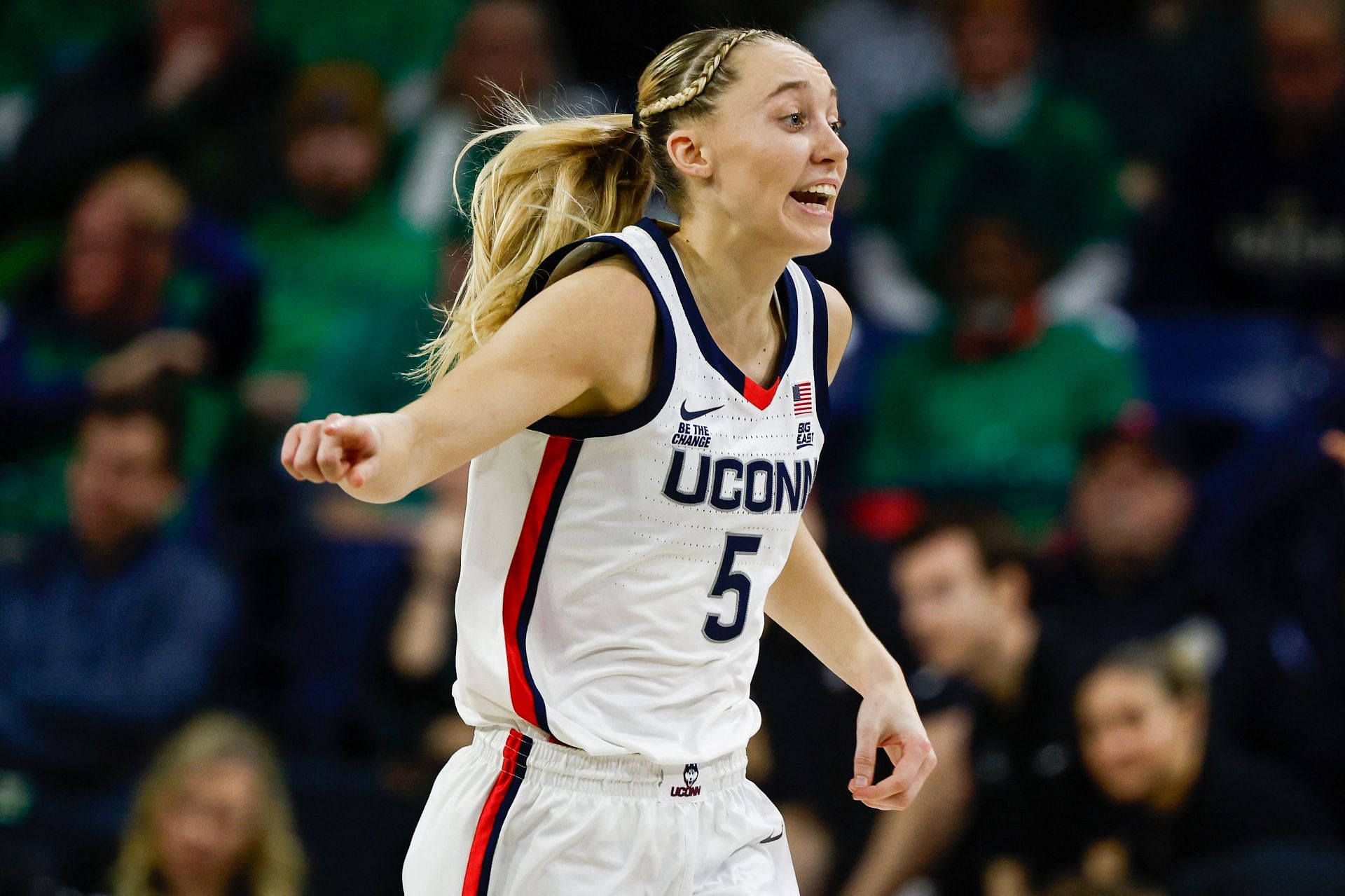 Paige Bueckers (#5) of the UConn Huskies directs one of her teammates during their game against the Notre Dame Fighting Irish at Purcell Pavillion at the Joyce Center on December 12, 2024. Photo: Getty