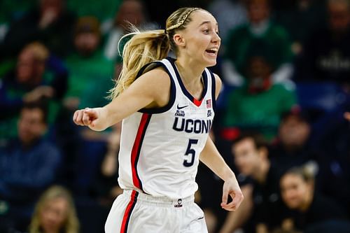 Paige Bueckers (#5) of the UConn Huskies directs one of her teammates during their game against the Notre Dame Fighting Irish at Purcell Pavillion at the Joyce Center on December 12, 2024. Photo: Getty