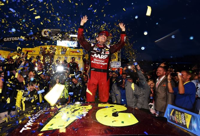 Is Jeff Gordon’s 1998 season the most dominant by a NASCAR driver in history? All you need to know