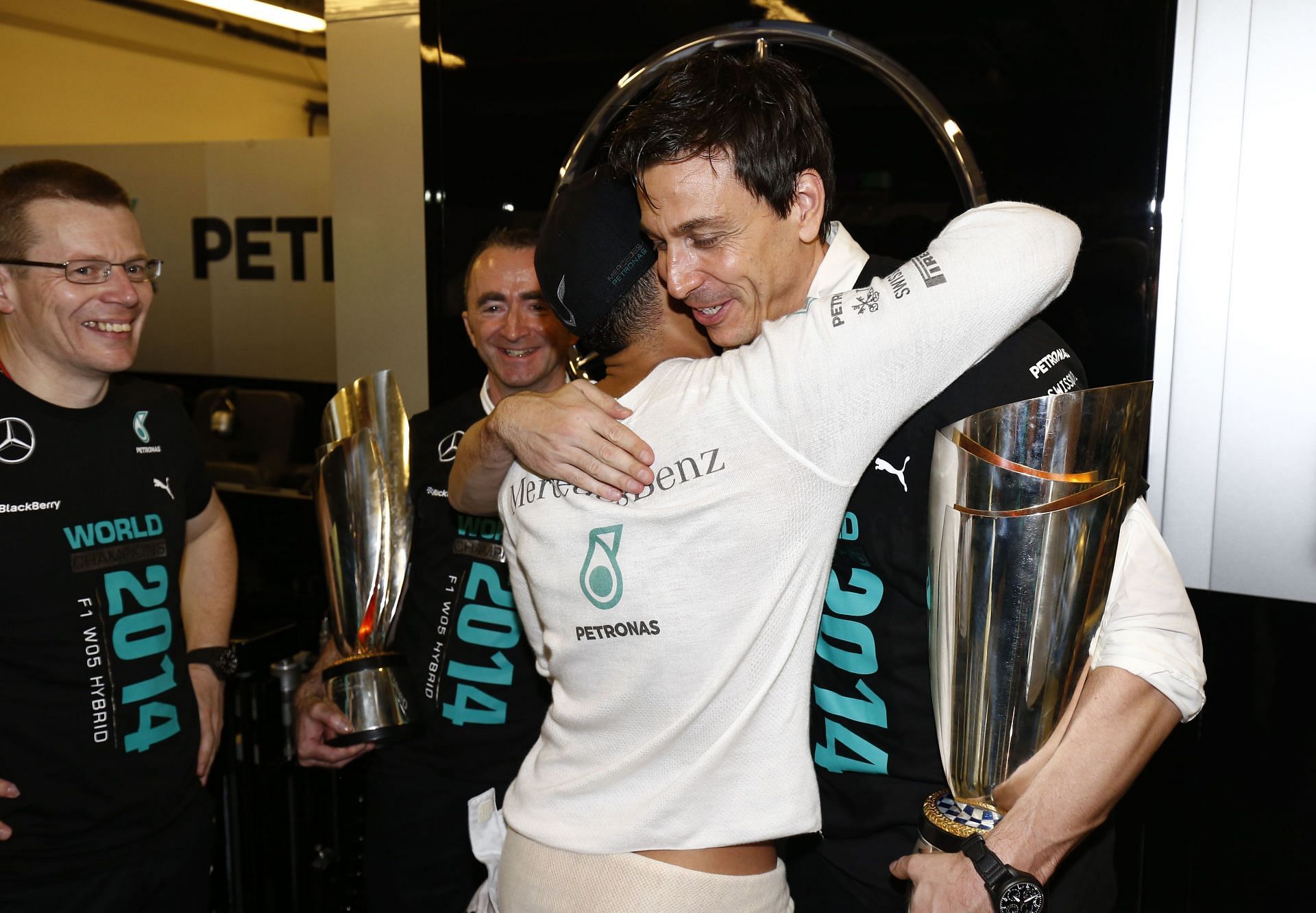 Toto Wolff and Lewis Hamilton (Image Source: Getty)