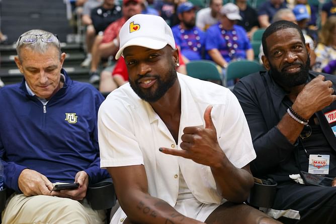 Miami Heat legend Dwyane Wade drops 3-word reaction to Marquette Golden Eagles bound high school hooper