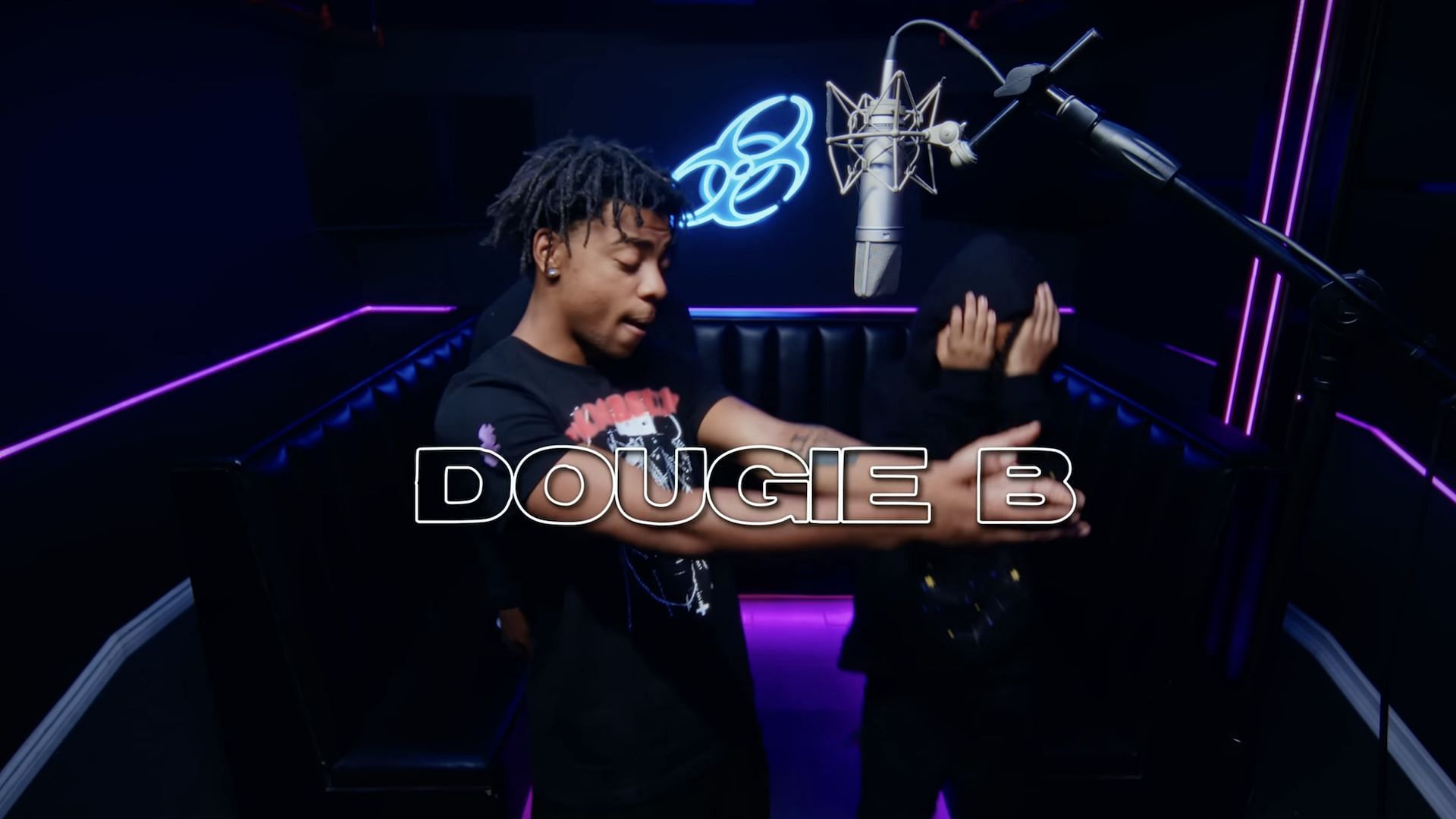 A screenshot of Dougie B performing &#039;PSA&#039; on Doomsday Freestyle (Image via YouTube/@doomsdaynyc)