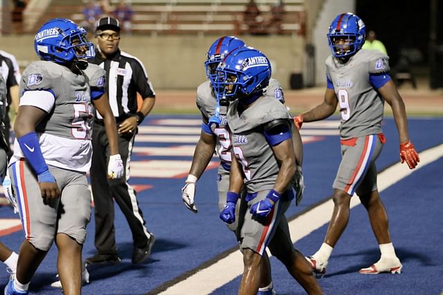 Duncanville High School football team during a game. Image from Duncanville Athletics via @duncanville_FB on X 