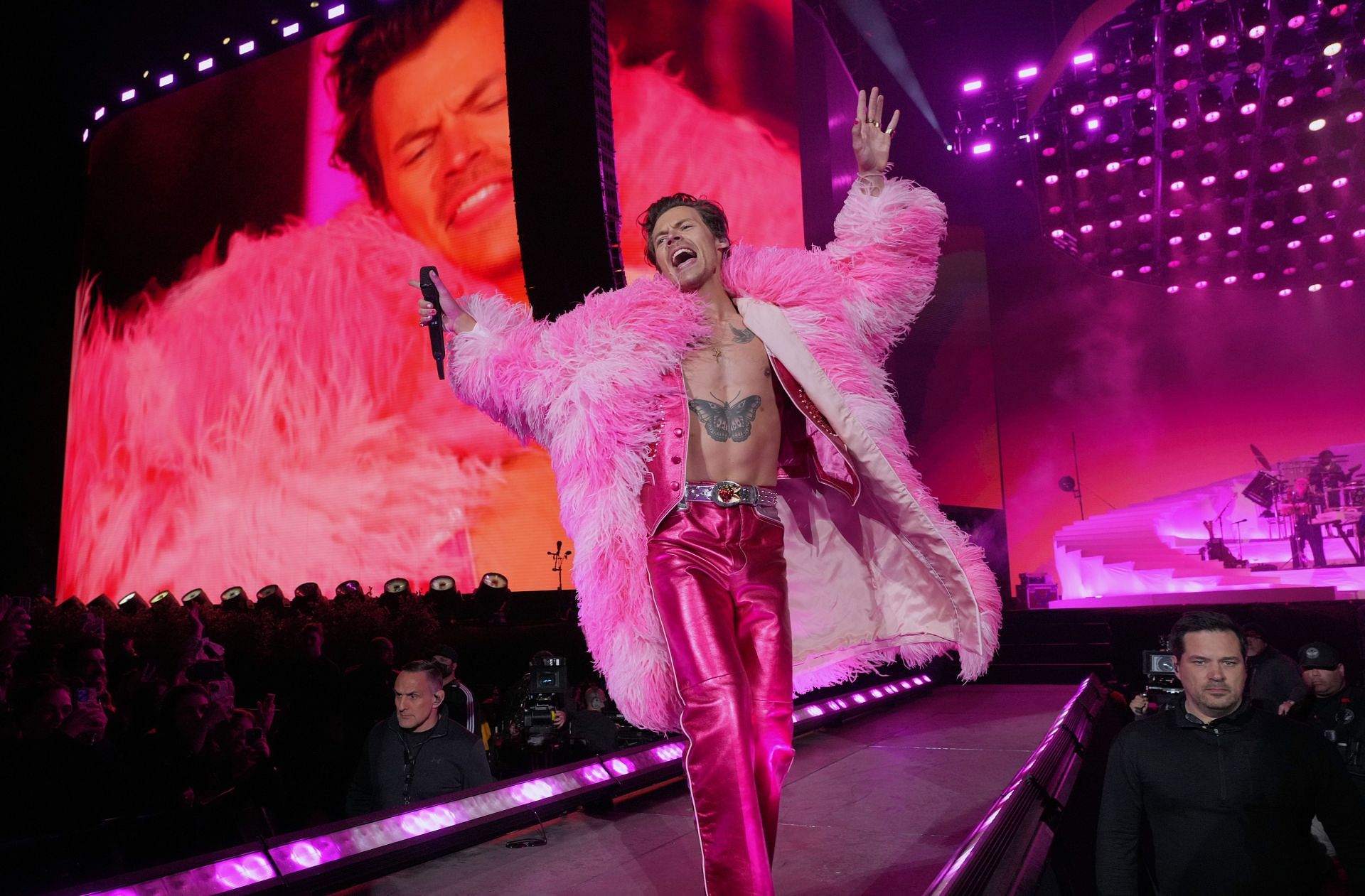 2022 Coachella Valley Music And Arts Festival - Weekend 2 - Day 1 - Source: Getty (Photo by Kevin Mazur/Getty Images for Harry Styles)