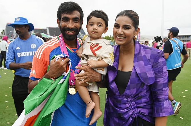 [In picture] “Cute boy” - Sanjana Ganesan enjoys matcha with husband Jasprit Bumrah in Adelaide