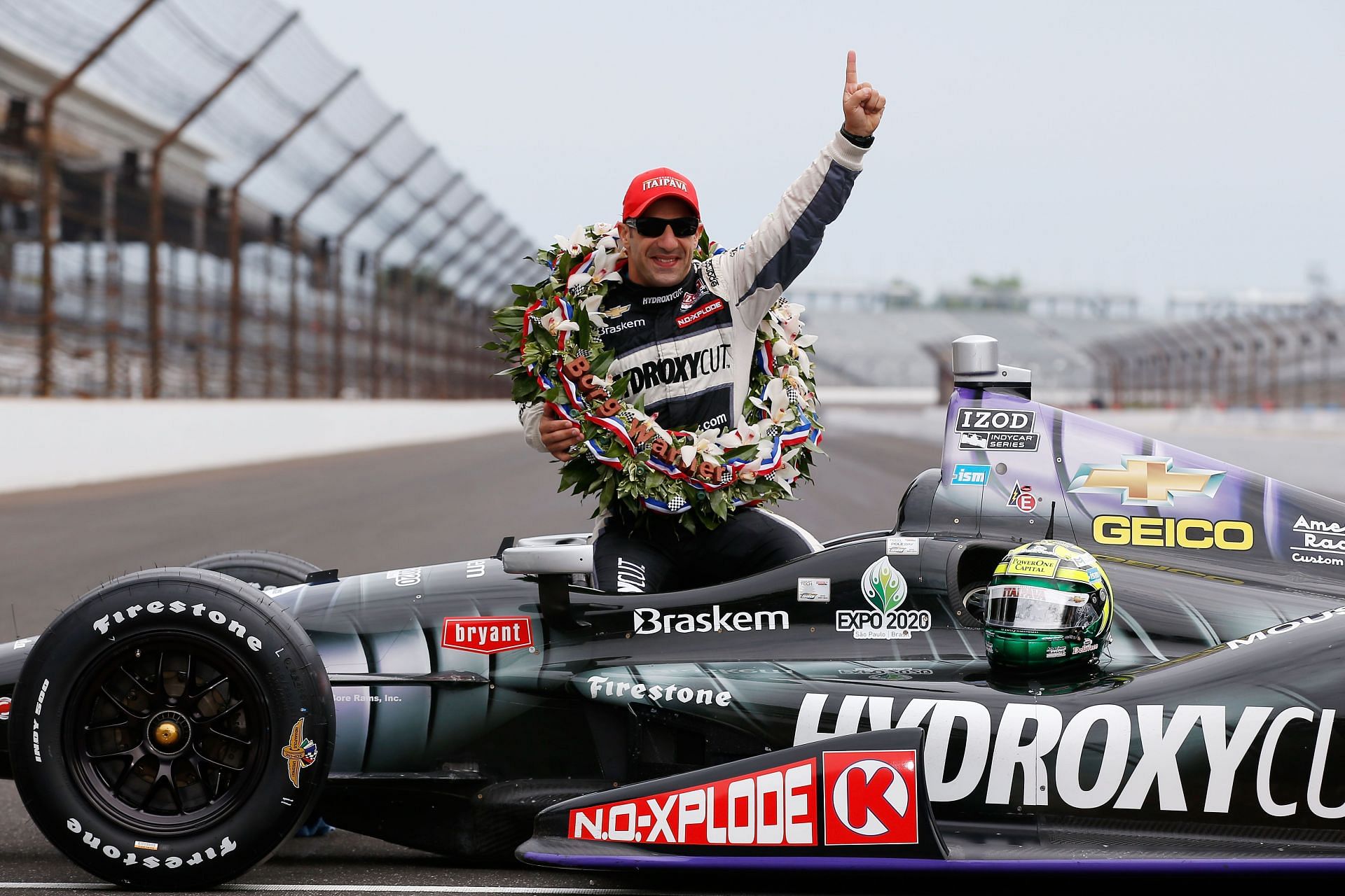 Indianapolis 500 Champions Portrait Session - Source: Getty 1995 Indianapolis 500 - Source: Getty