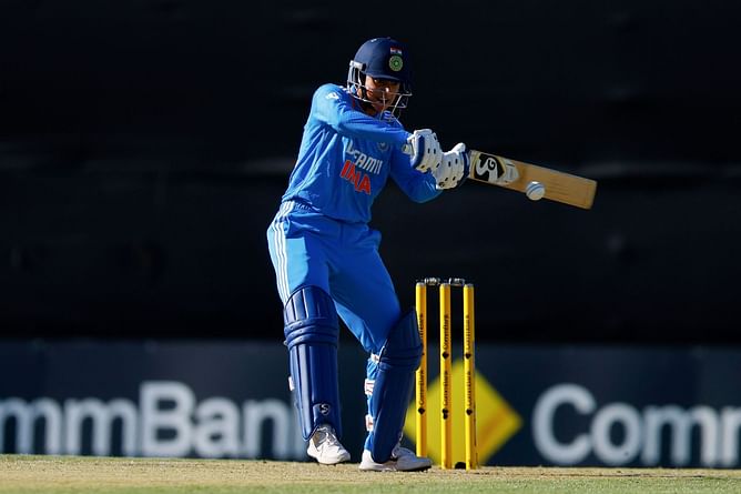 [Watch] Sensational Smriti Mandhana smashes 7 consecutive boundaries in IND-W vs WI-W 3rd T20I 2024