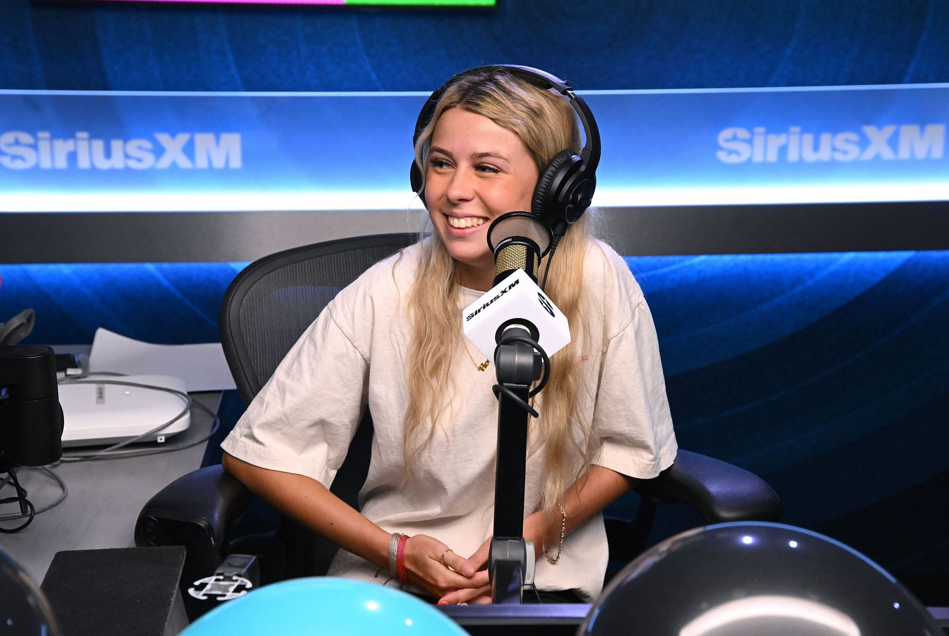 Hailey Welch Visits The SiriusXM Studio - Source: Getty