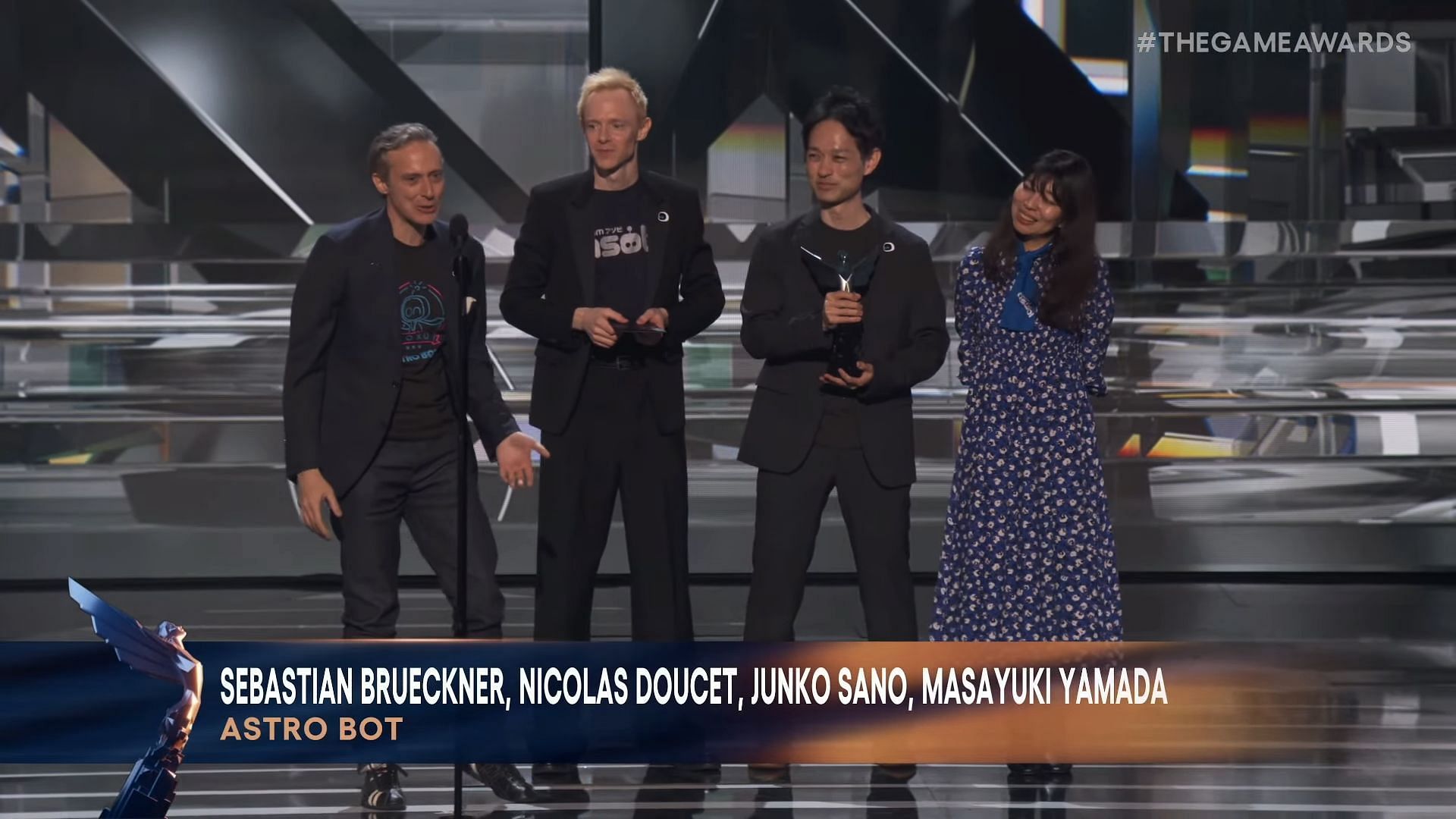 Astro bot wins the game of the year award (Image via TGA)