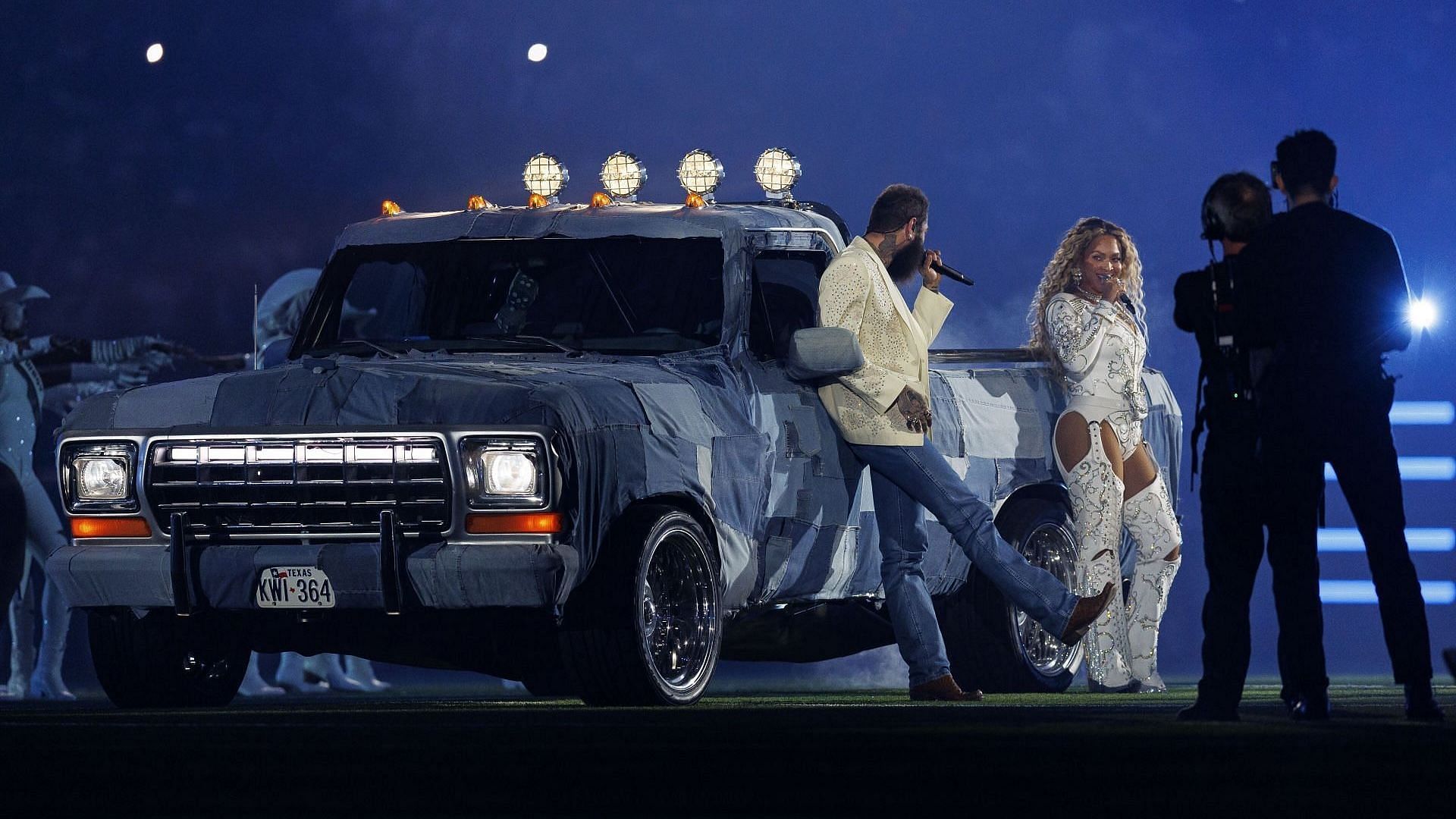 Post Malone and Beyonc&eacute; performing at the NFL Christmas Day Halftime Show during Baltimore Ravens vs Houston Texans, at NRG Stadium on December 25, 2024. (Image via Getty/Brooke Sutton)