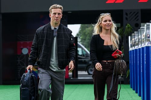 Liam Lawson with his girlfriend Hannah (Image Source: Getty)