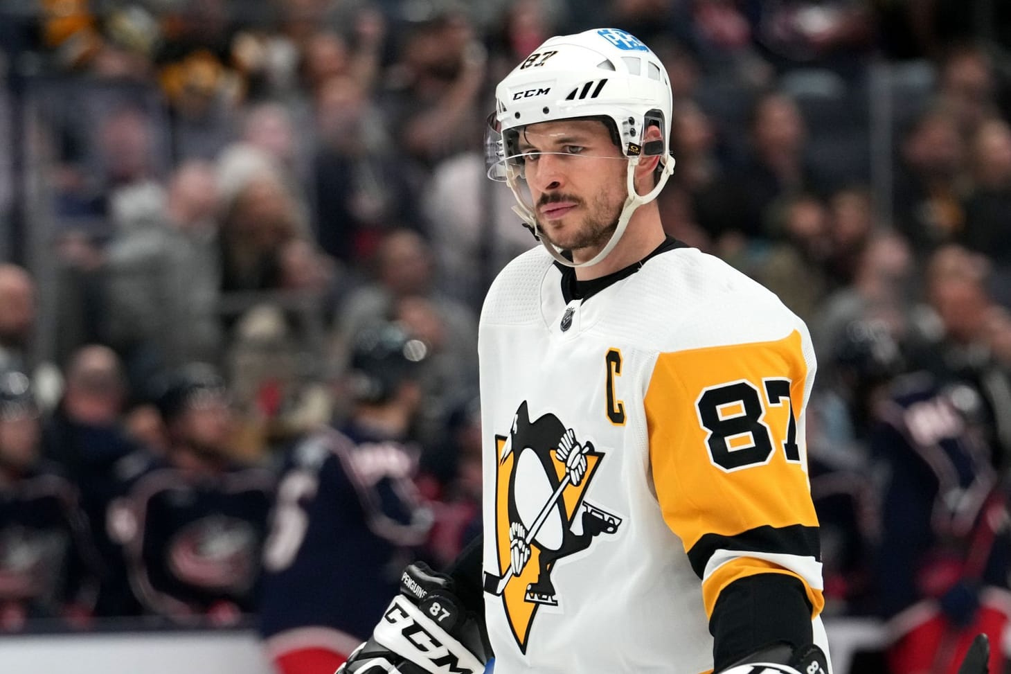 Who is Sidney Crosby's girlfriend? Meet Kathy Leutner