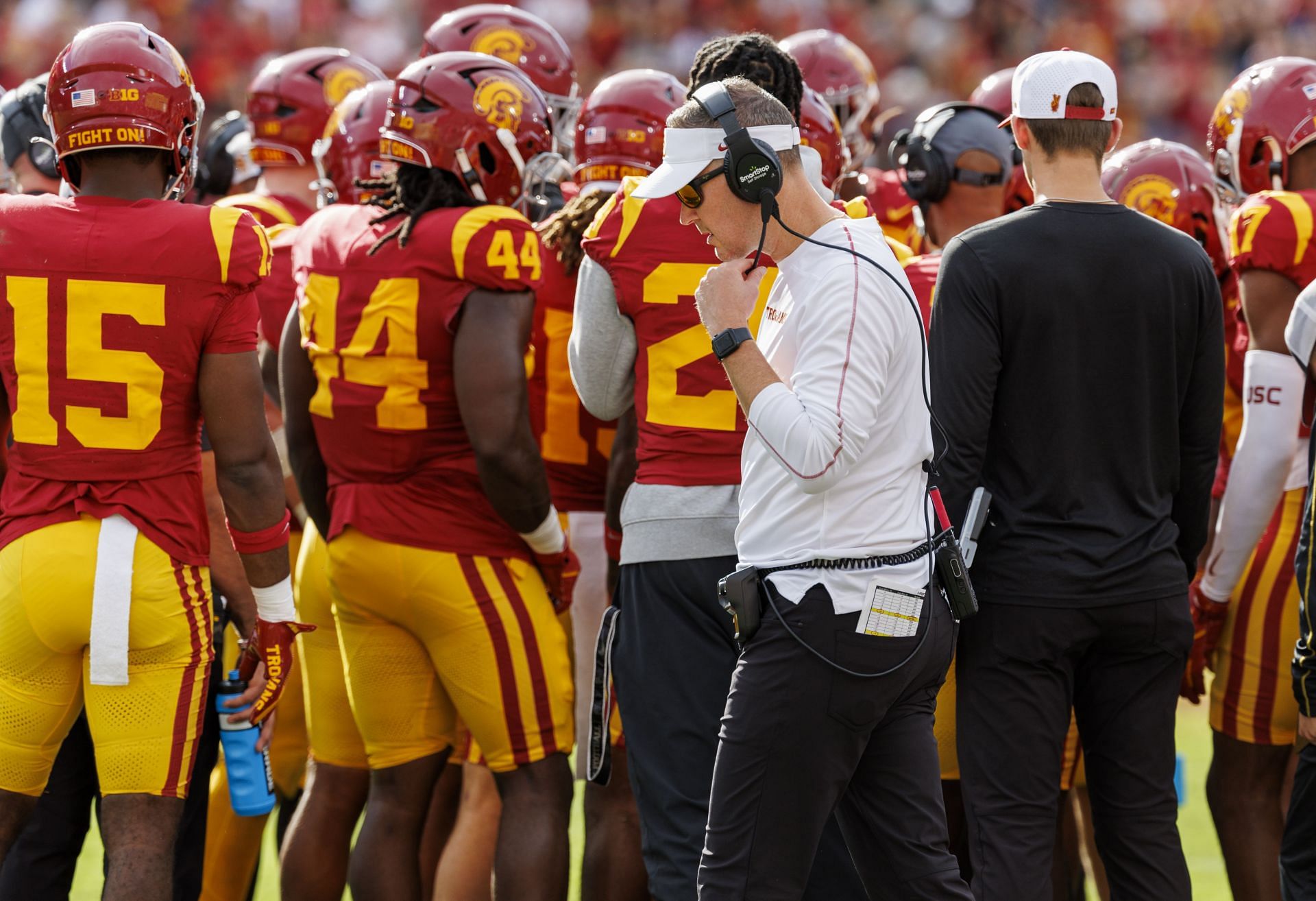 USC vs Notre Dame in Los Angeles, CA. - Source: Getty