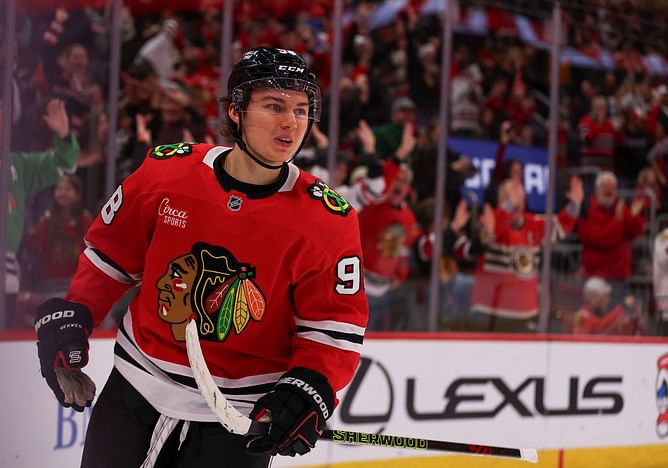 Blackhawks star Connor Bedard opens up on his experience of playing ball hockey with young fans at new Chicago rink