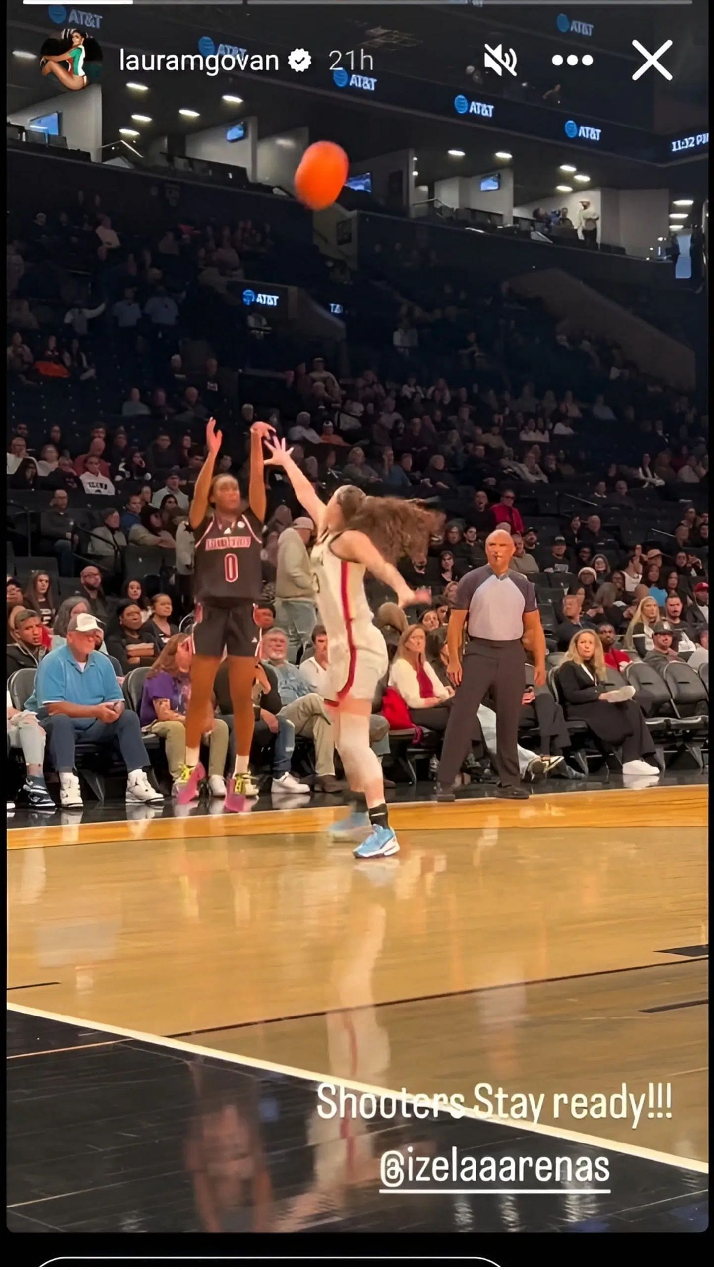 Izela Arenas making a 3-pointer [Credit: IG/@lauramgovan]