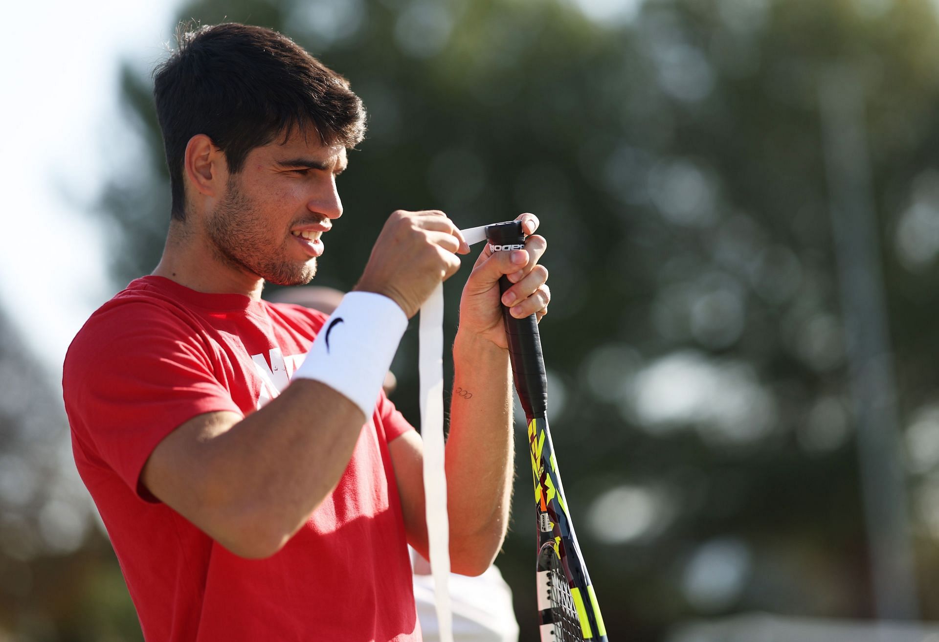 Carlos Alcaraz training at coach Juan Carlos Ferrero&#039;s academy (Image Source: Getty)