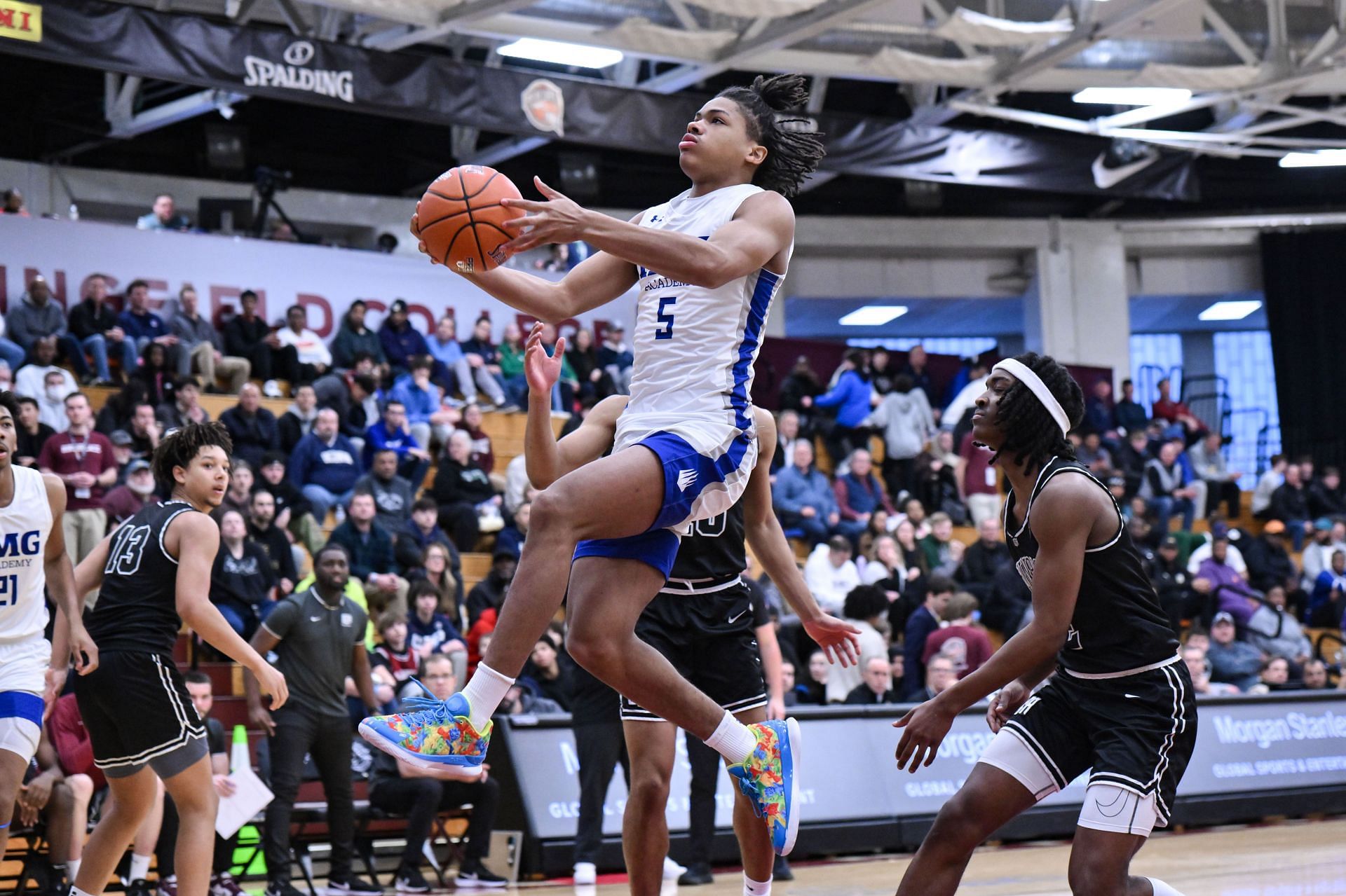 HIGH SCHOOL BASKETBALL: JAN 14 Hoophall Classic - Source: Getty