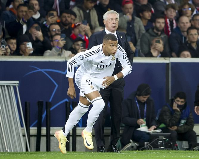 “He has to outlast the moment” - Real Madrid boss Carlo Ancelotti speaks up on Kylian Mbappe’s recent struggles and penalty woes