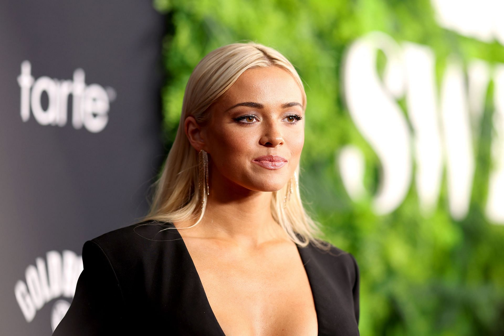 Dunne donning a black dress during a Sports Illustrated celebration party at the Hard Rock Hotel, New York - Source: Getty