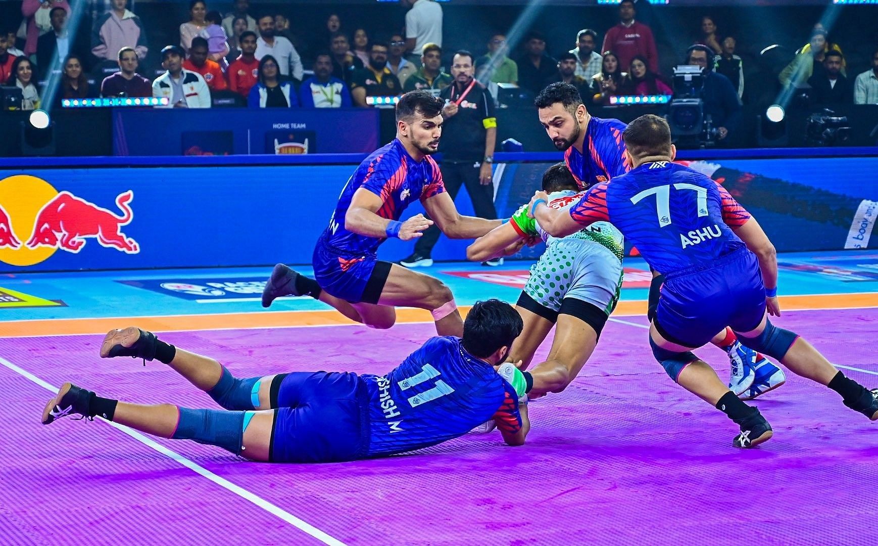 दबंग दिल्ली की टीम शानदार फॉर्म में है (Photo Credit- @DabangDelhiKC)