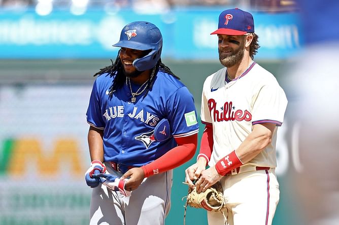 "If he lands in a miracle market like Juan Soto" - Blue Jays insider skeptical of Vladimir Guerrero Jr. earning $170,000,000 more than Bryce Harper