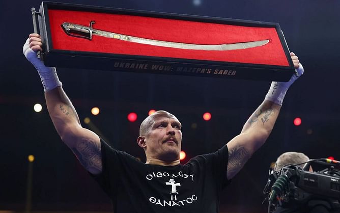 Top Ukrainian soccer team hails Oleksandr Usyk after coming out victor in Tyson Fury rematch: "Ukrainian strength and power"