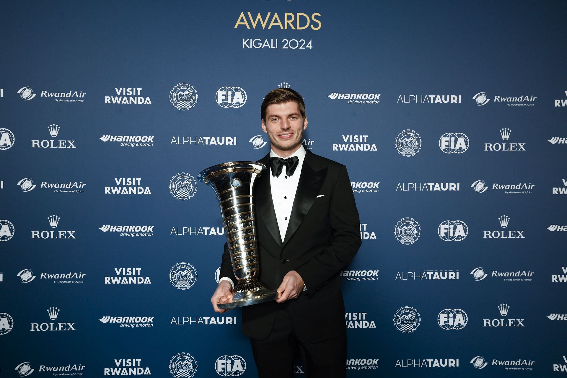 Max Verstappen with the Formula 1 championship award during the FIA Awards 2024 - Source: Getty