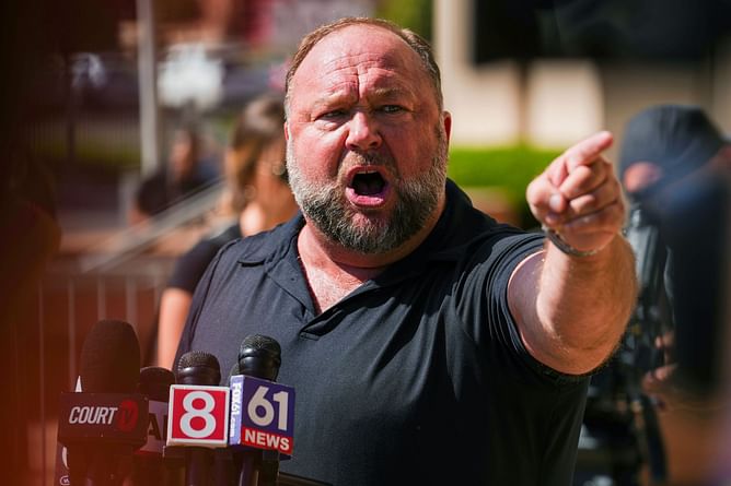 "This is how money protects money" — Internet left disappointed by judge rejecting sale of Infowars to The Onion