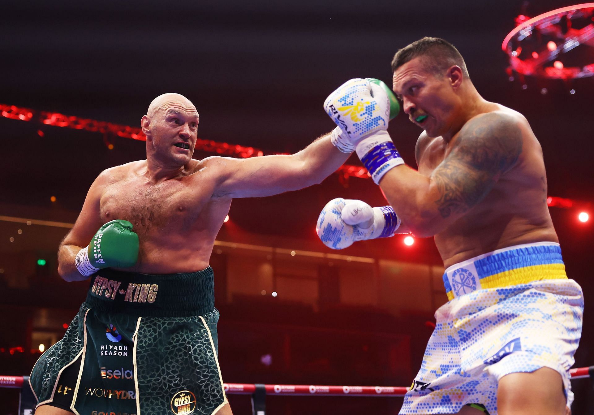 Tyson Fury v Oleksandr Usyk: Ring Of Fire - Fight Night