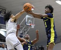 Northwestern commit Jake West reacts as Trevor Ariza's son Tajh Ariza loses to 4-star prospect Luca Foster