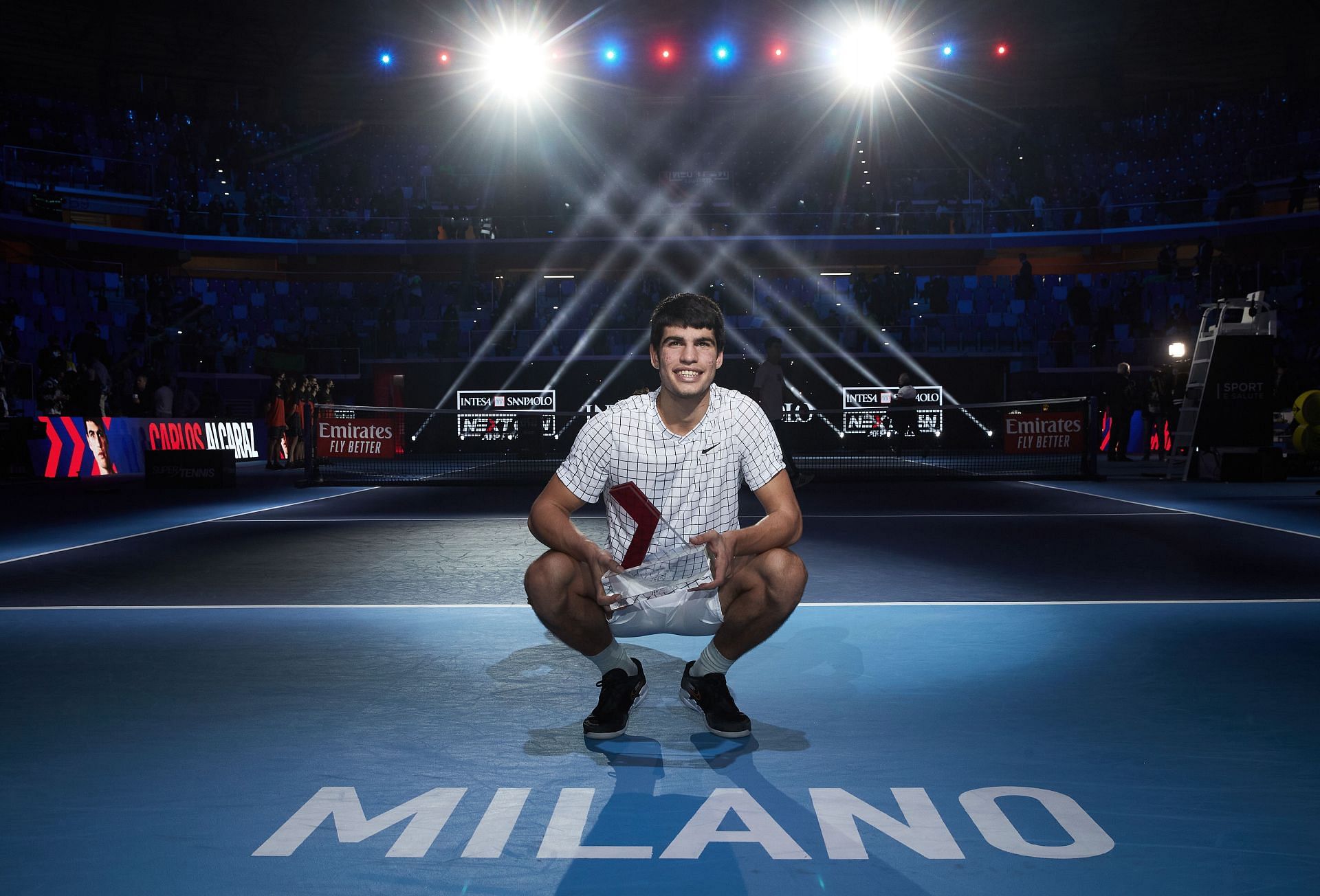 Carlos Alcaraz with the 2021 Next Gen ATP Finals trophy. (Source: Getty)