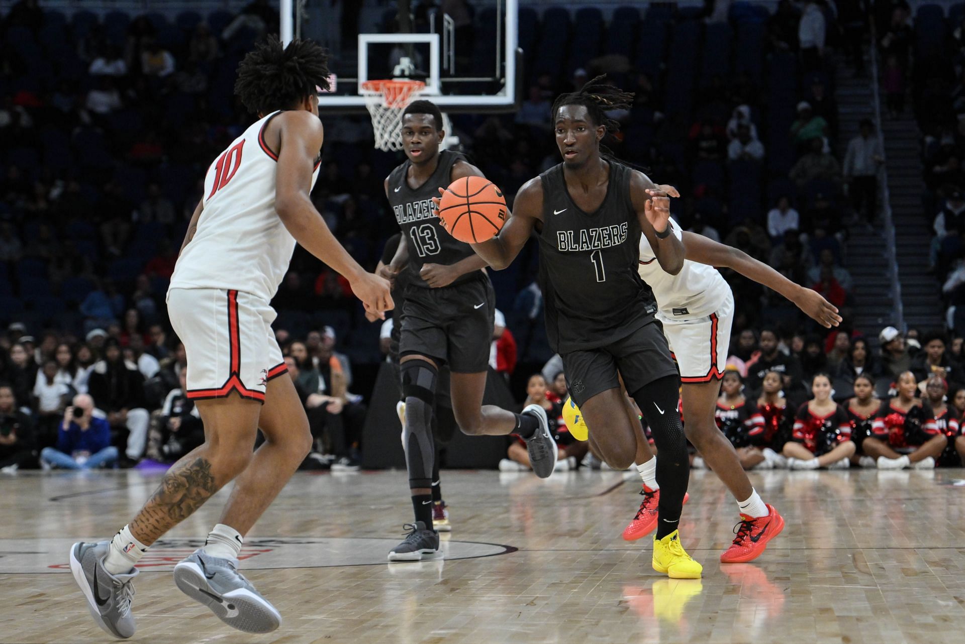 HIGH SCHOOL BASKETBALL: DEC 13 Luhi Holiday Invitational - Long Island Lutheran vs Sierra Canyon - Source: Getty