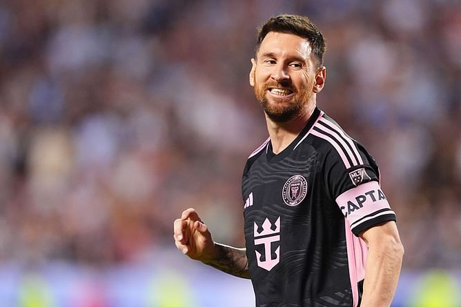 "This is going to sell like crazy", "I'm buying this" - Fans react as Lionel Messi's Inter Miami release away kit for 2025 MLS season
