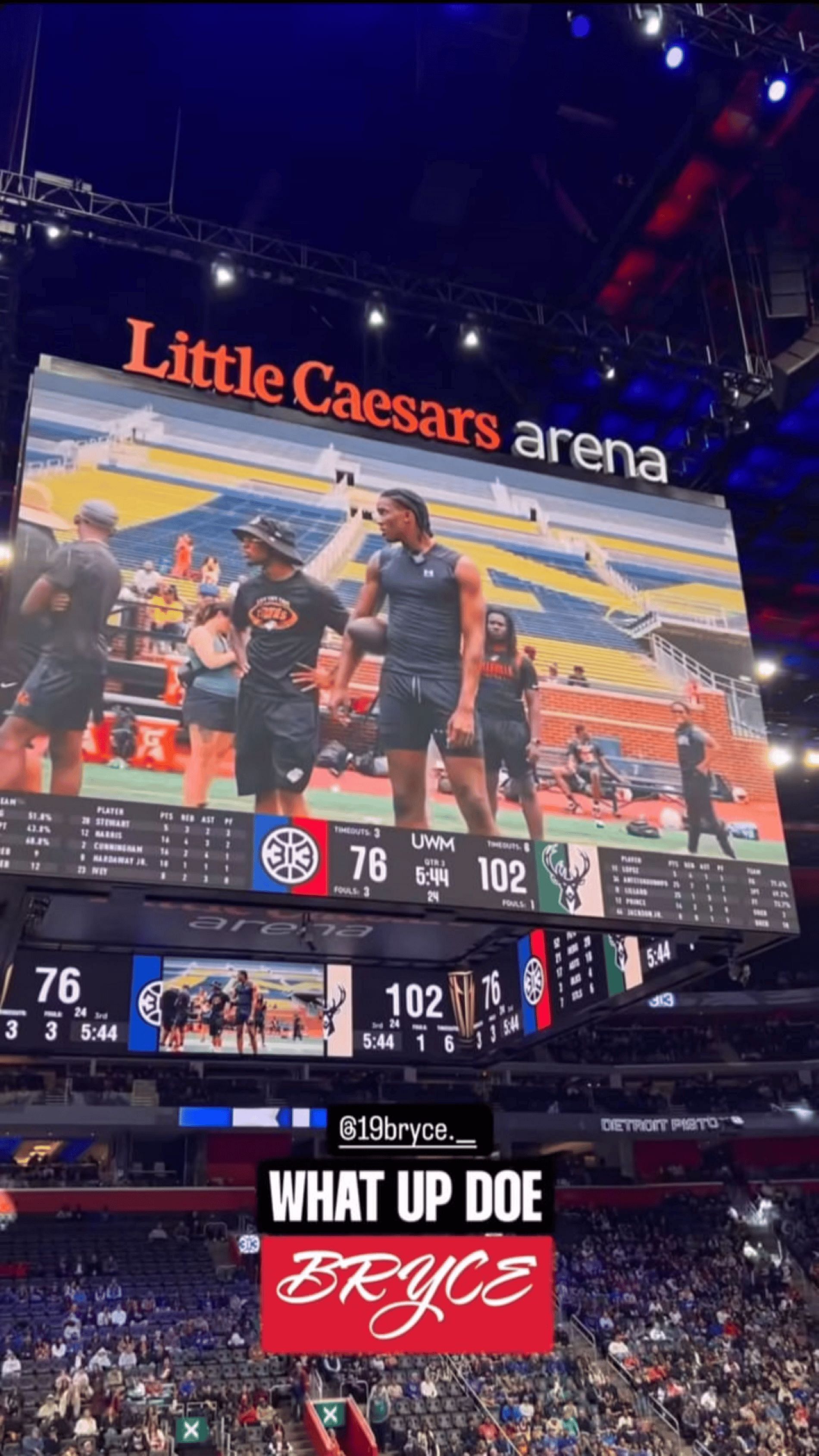 Detroit Pistons feature Bryce Underwood on the scoreboard (Source: Instagram/19bryce.__)