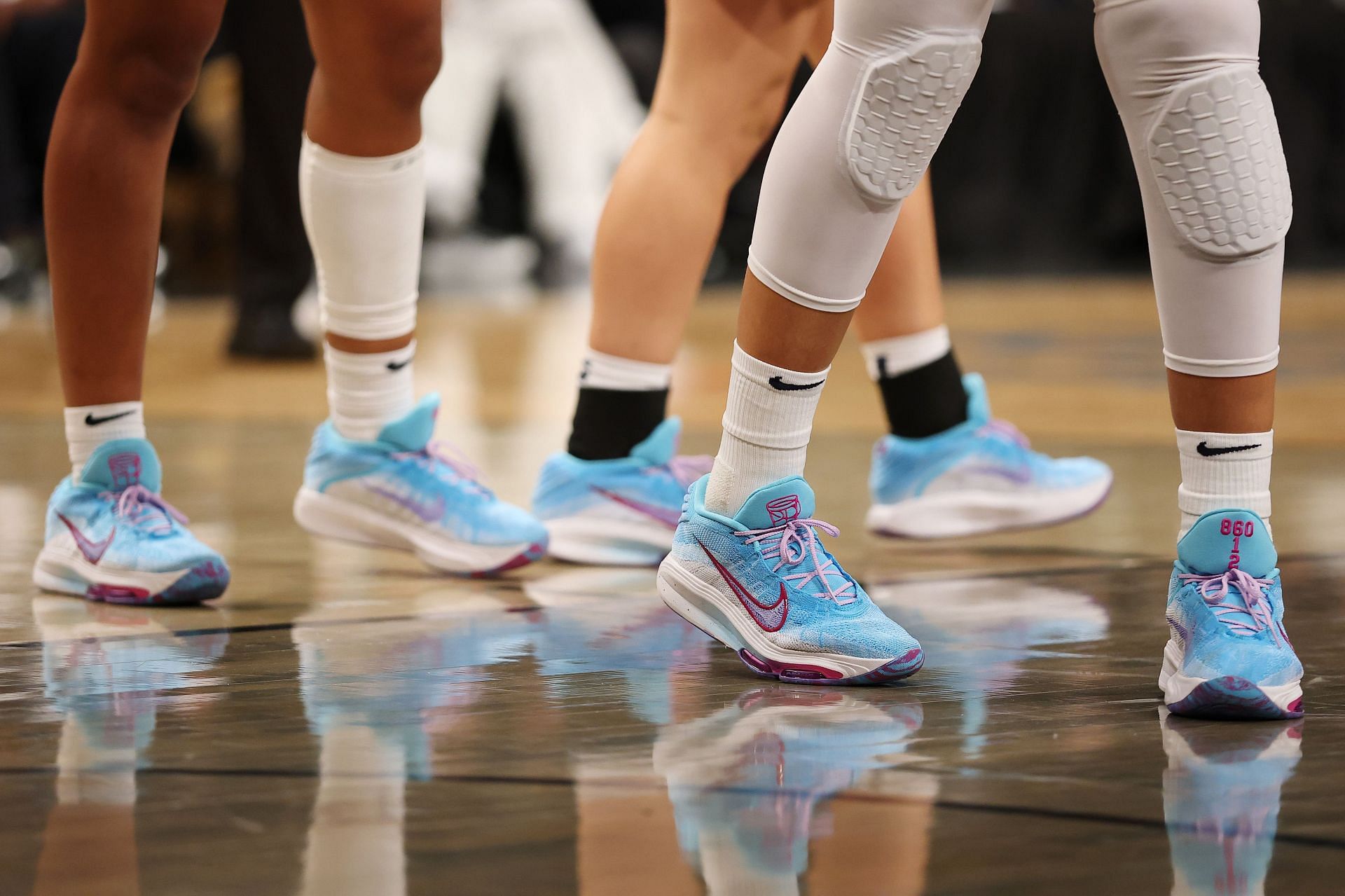 Shark Beauty Women&#039;s Champions Classic: Connecticut vs. Louisville - Source: Getty