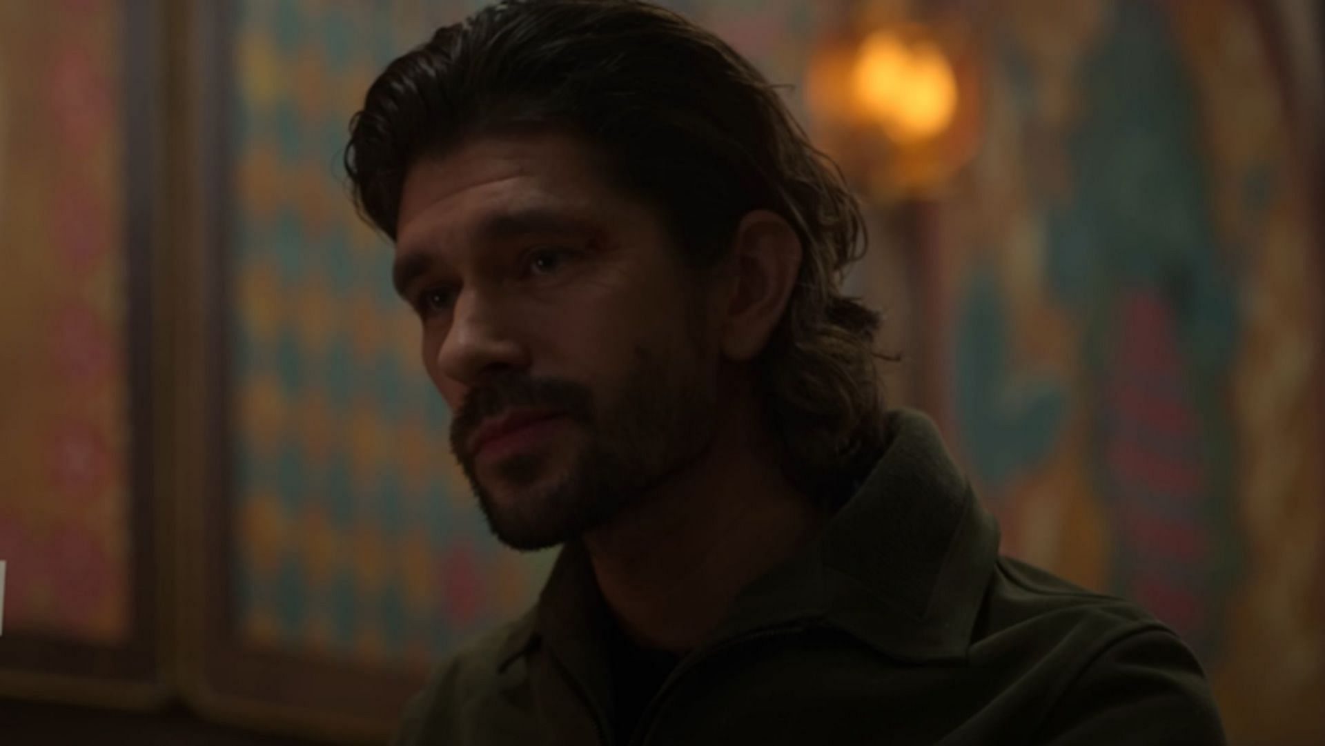 Ben Whishaw as Sam Young (Image via YouTube/ Netflix)