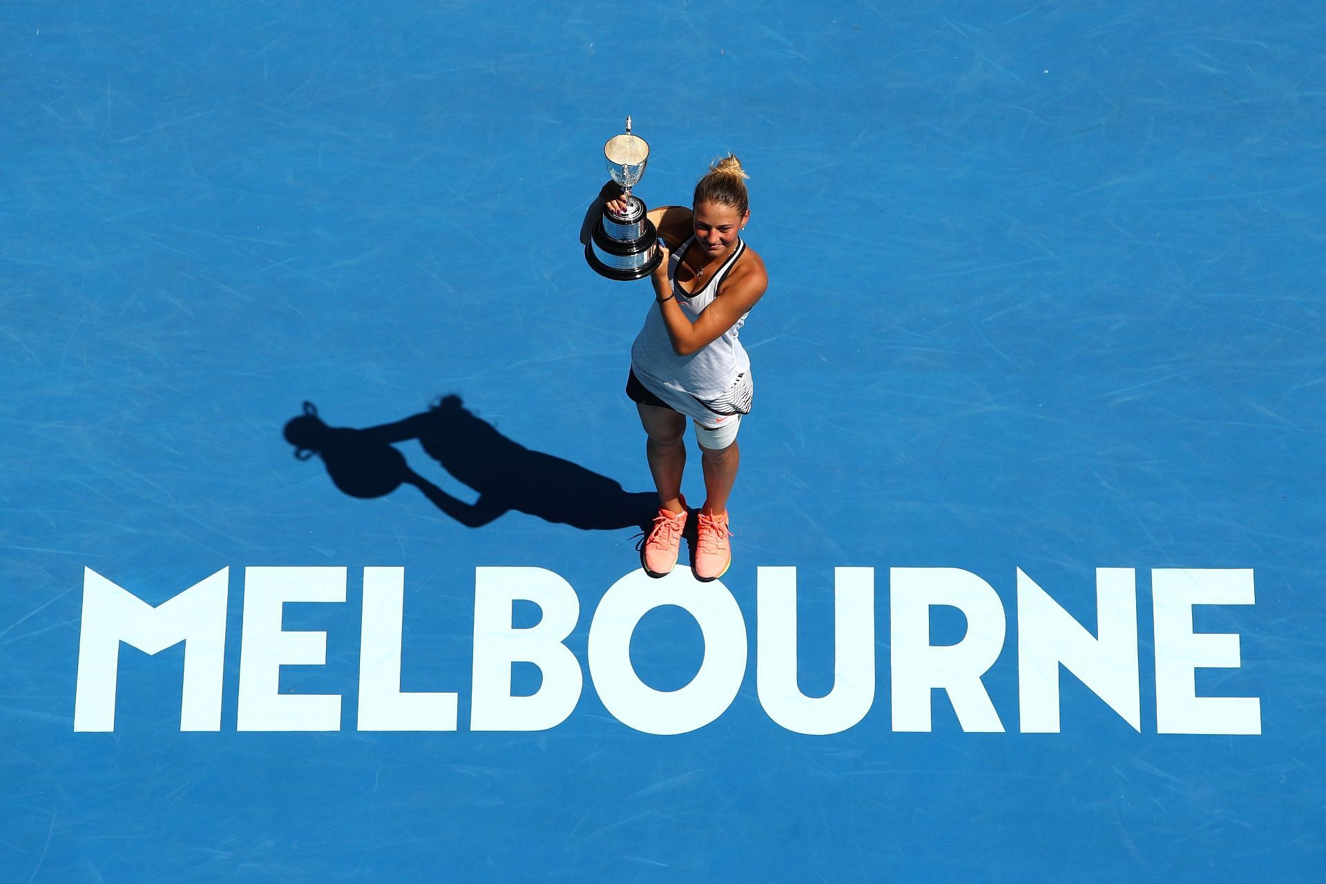 Marta Kostyuk with the Australian Open 2017 Junior Championships trophy. (Source: Getty)