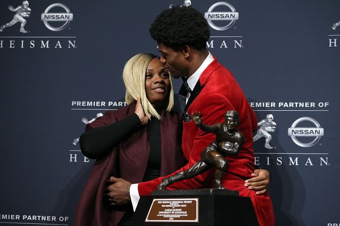Lamar Jackson reveals why his mother Felicia Jones cussed him out after Ravens' 24-19 loss to Eagles: "I’m mad"